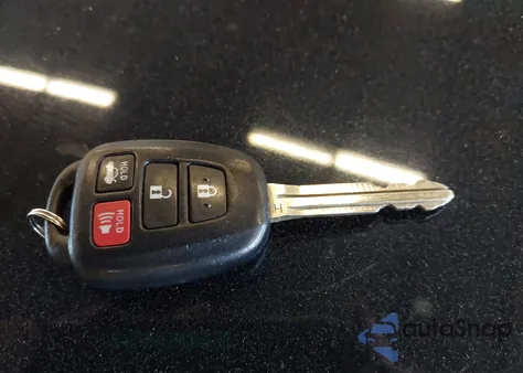 2019 Toyota Corolla Se z USA, uszkodzony, nr VIN 2T1BURHE7KC234341